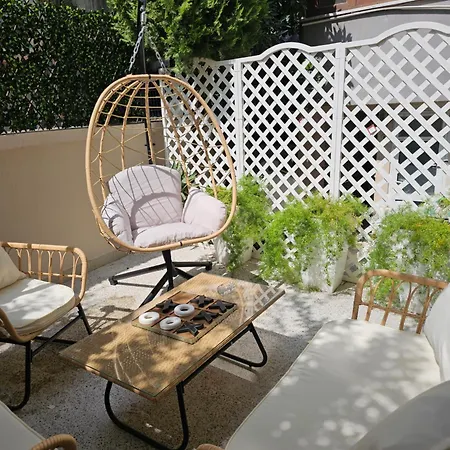 Albi アパート ティラナ